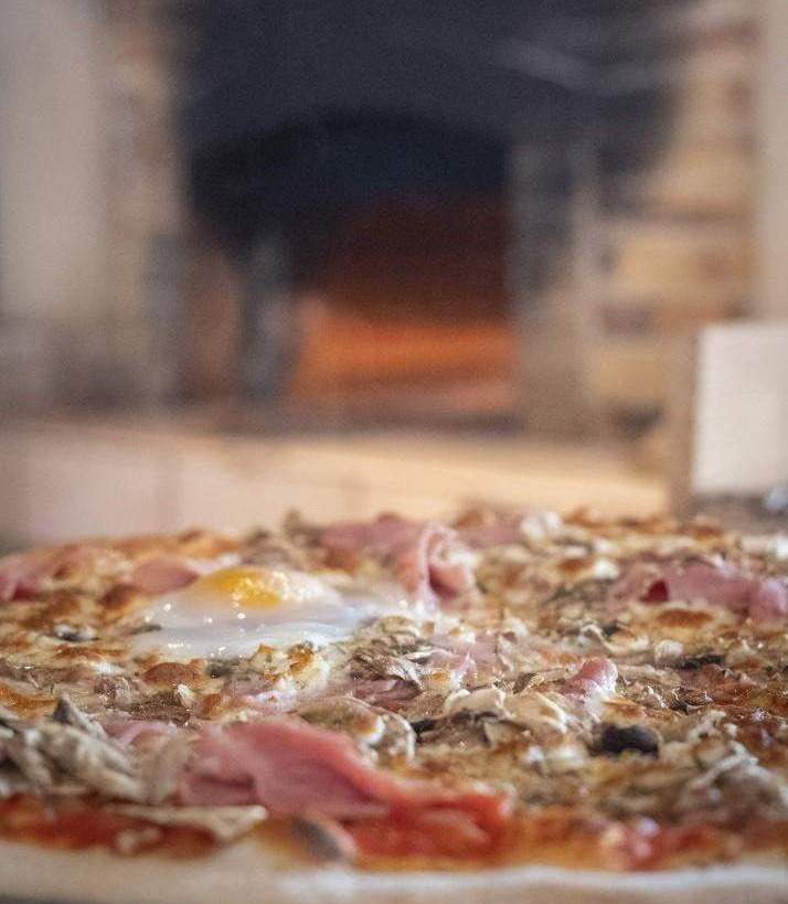 Nos délicieuses pizzas artisanales